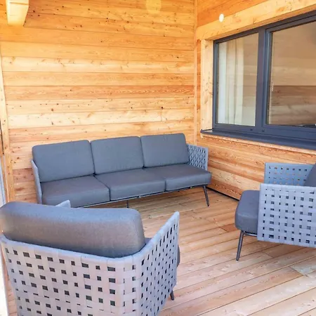 Gleiming Apartment *